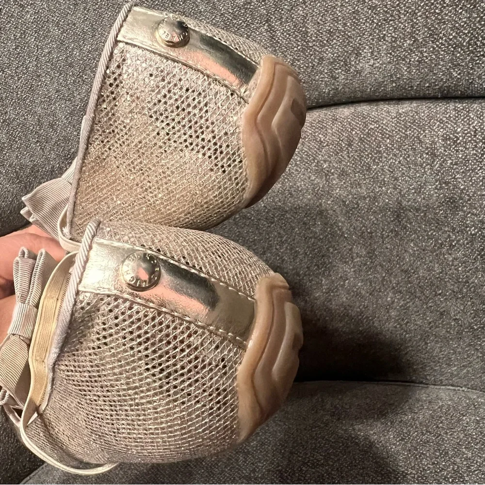 Michael Kors Roverdale girls ballerinas size 3‎